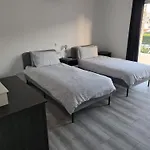 Large - Private Pool - 6 Bedrooms *