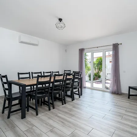 Large - Private Pool - 6 Bedrooms Albufeira